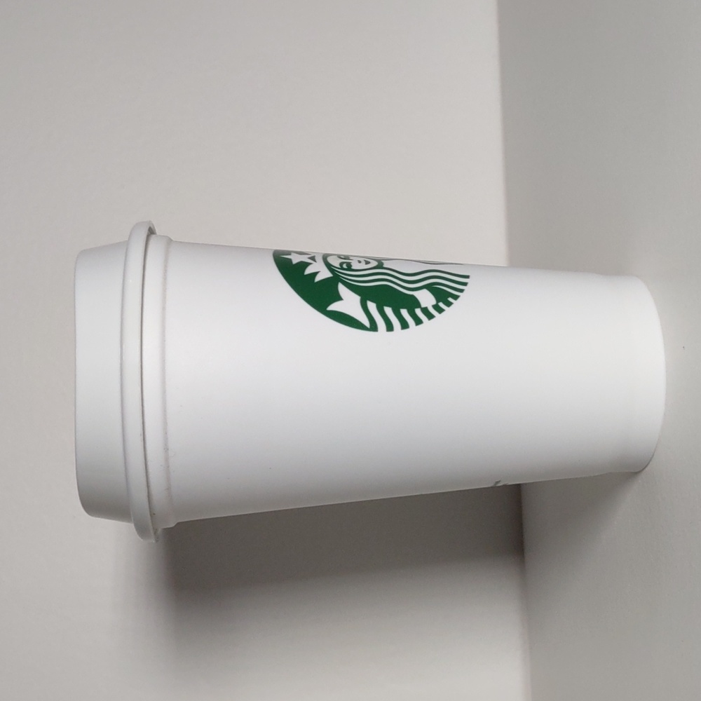 🎄Starbucks Reusable Coffee Cup 16oz White/Green🎄 - Picture 3 of 5